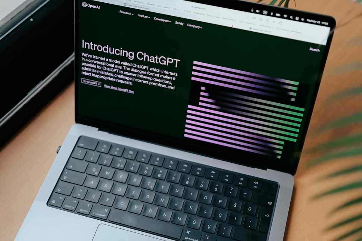 ChatGPT su laptop