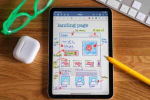 Una landing page su un tablet